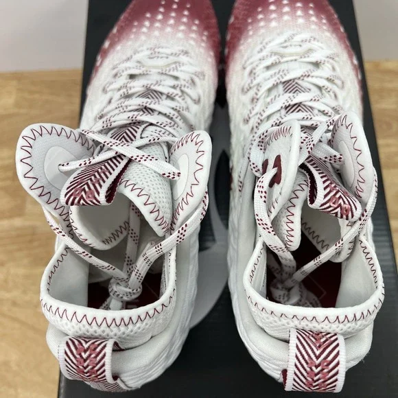 Under Armour Men's 11 Spotlight Clone 3.0 MC Football Cleats 3026334-107 WHT/RED